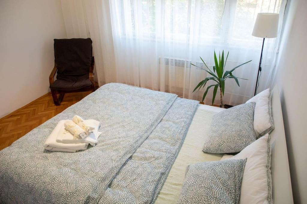 Dora Apartment Ni Eksteriør bilde